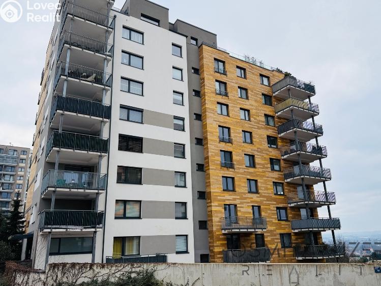 Pronájem bytu 1+KK Praha, Padovská 696/3 č. 1