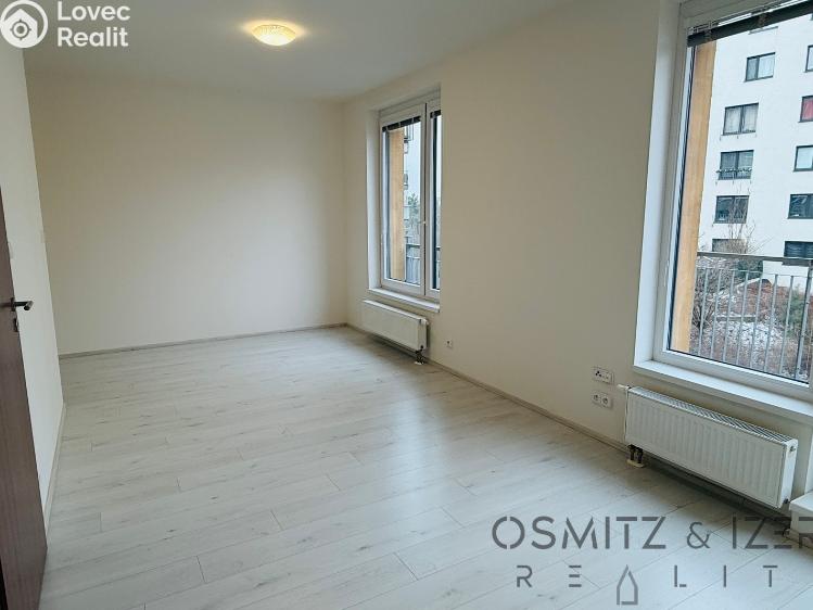 Pronájem bytu 1+KK Praha, Padovská 696/3 č. 3