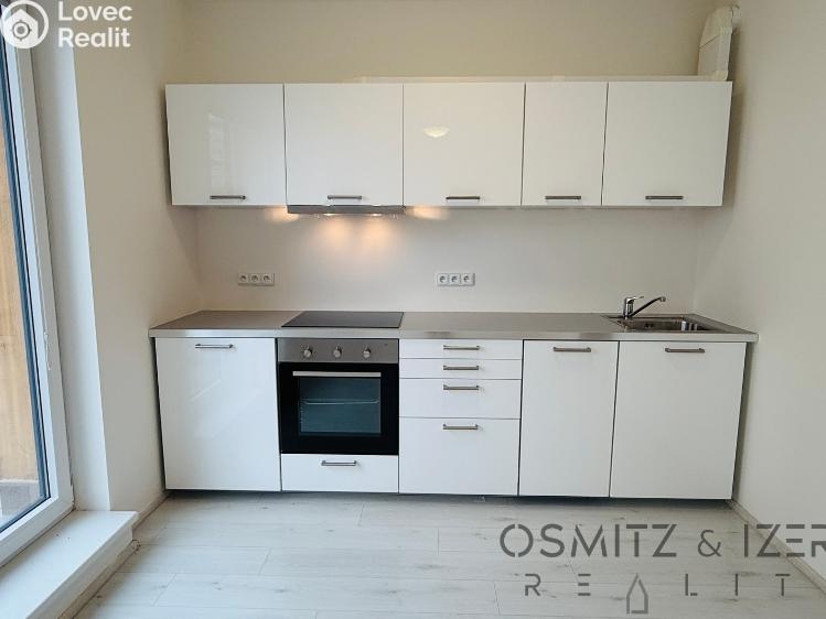 Pronájem bytu 1+KK Praha, Padovská 696/3 č. 7
