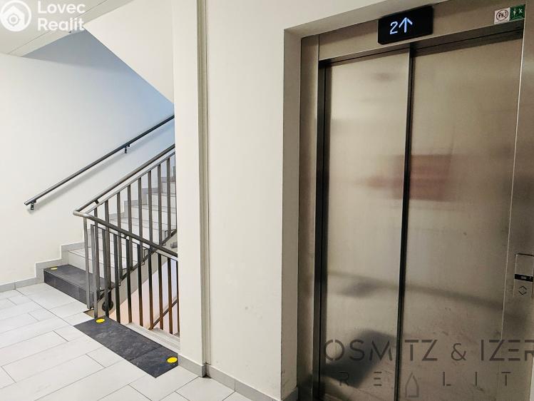 Pronájem bytu 1+KK Praha, Padovská 696/3 č. 19