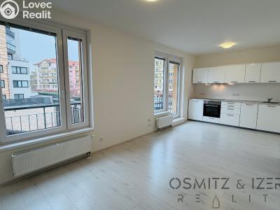 Pronájem bytu 1+KK Praha, Padovská č. 2