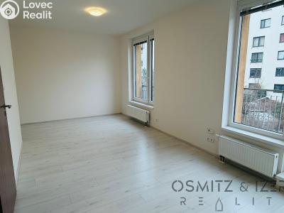 Pronájem bytu 1+KK Praha, Padovská č. 3