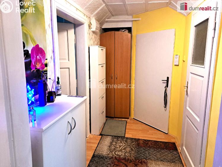 Prodej bytu 2+1 Karlovy Vary, Sokolovská č. 9