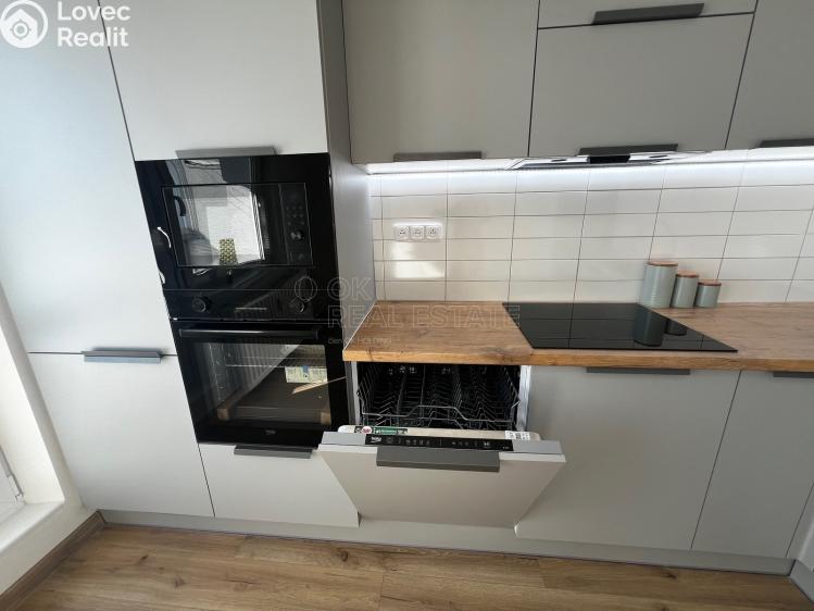 Prodej bytu 3+1 Ostrava, Antonína Poledníka č. 3