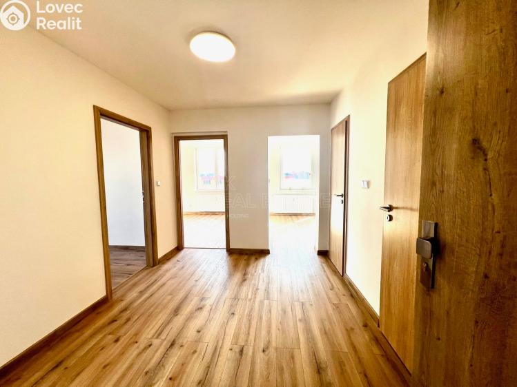 Prodej bytu 3+1 Ostrava, Antonína Poledníka č. 4