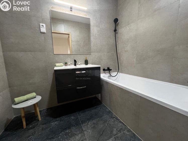 Prodej bytu 3+1 Ostrava, Antonína Poledníka č. 12