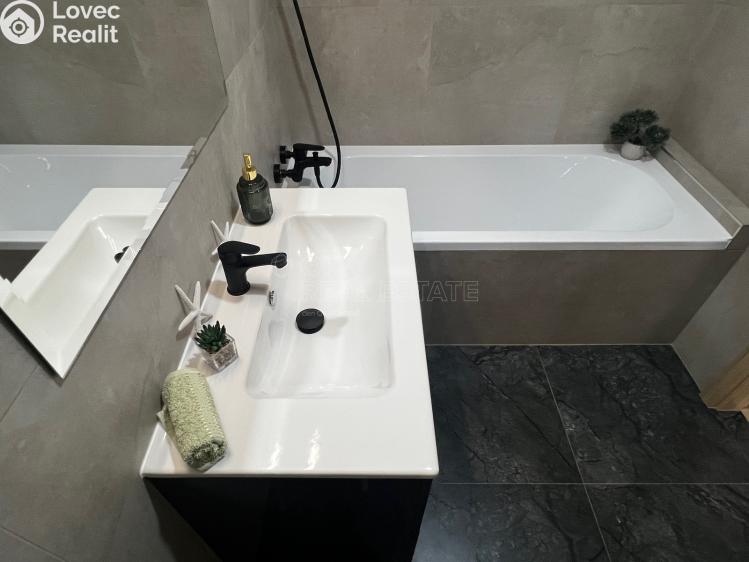 Prodej bytu 3+1 Ostrava, Antonína Poledníka č. 13