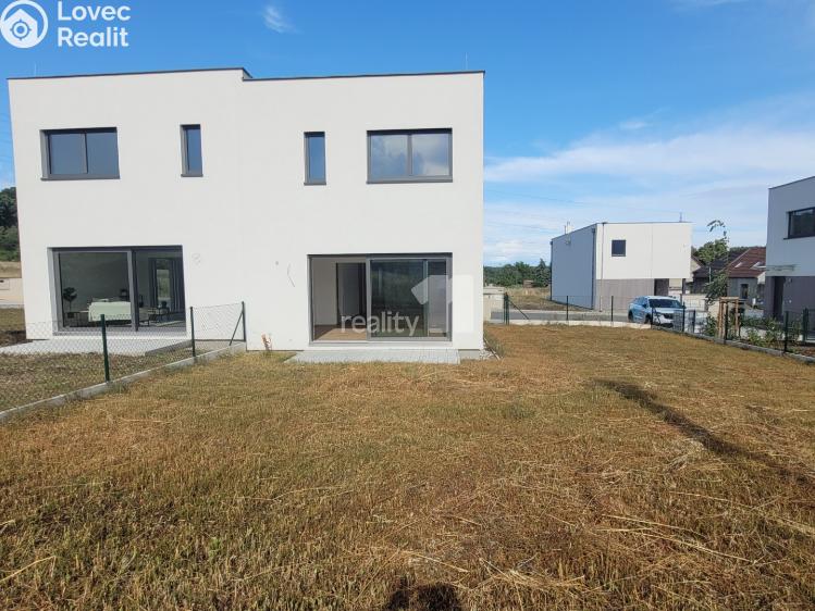 Prodej rodinného domu Kladno, Pechlátova č. 25