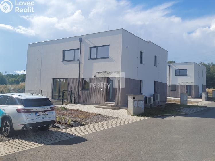 Prodej rodinného domu Kladno, Pechlátova č. 27