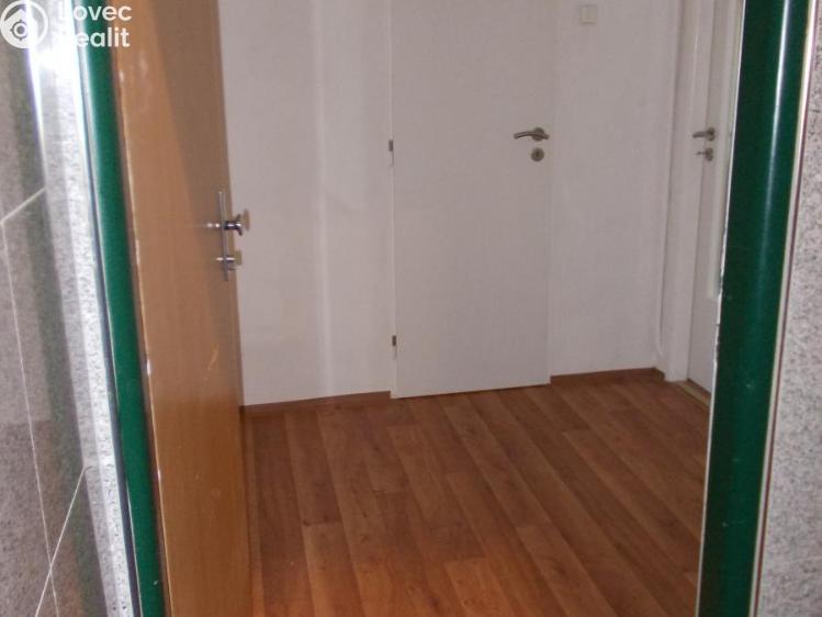 Rent apartment 2+KK Praha, Freyova č. 13