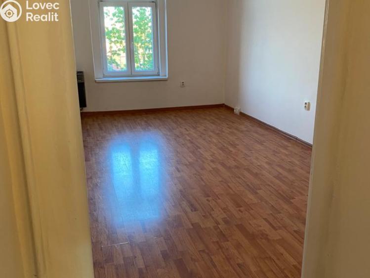 Rent apartment 2+KK Praha, Freyova č. 15