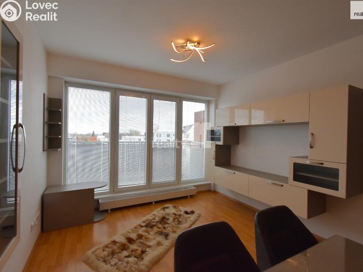 Pronájem bytu 2+KK Úvaly, Dalmatská č. 9