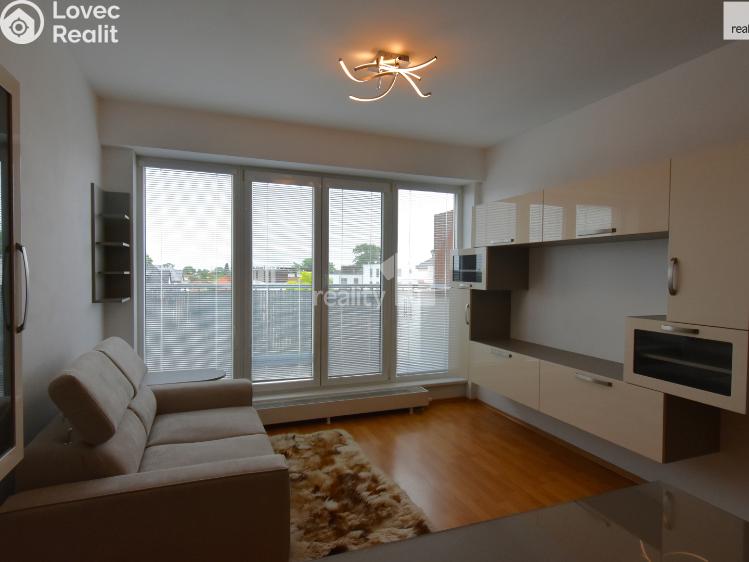 Pronájem bytu 2+KK Úvaly, Dalmatská č. 12