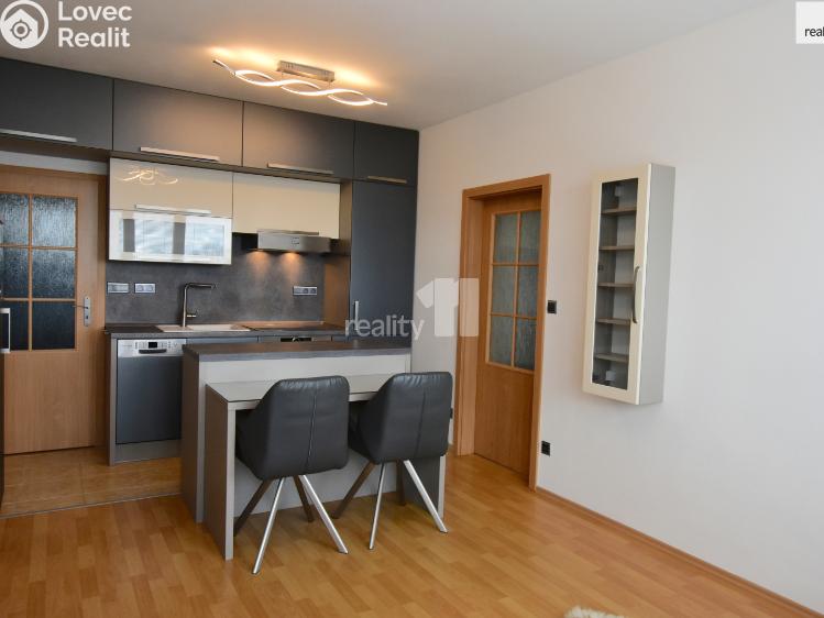 Pronájem bytu 2+KK Úvaly, Dalmatská č. 26