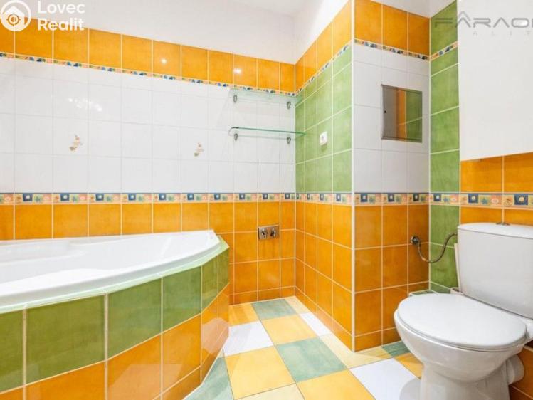 Sale apartment 2+KK Praha, Velenovského č. 7