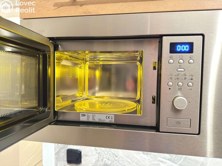 Pronájem bytu 1+KK Praha, Choceradská 3362/2 č. 13