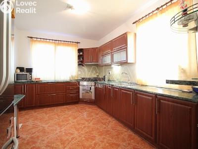 Sale multi-gen house Srubec č. 14