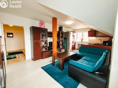 Sale multi-gen house Srubec č. 23
