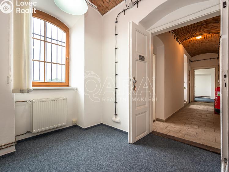 Pronájem obchodního prostoru Mladá Boleslav, Vodkova 135/1 č. 15