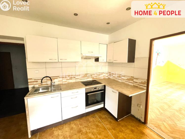 Pronájem bytu 3+KK Lochovice č. 1