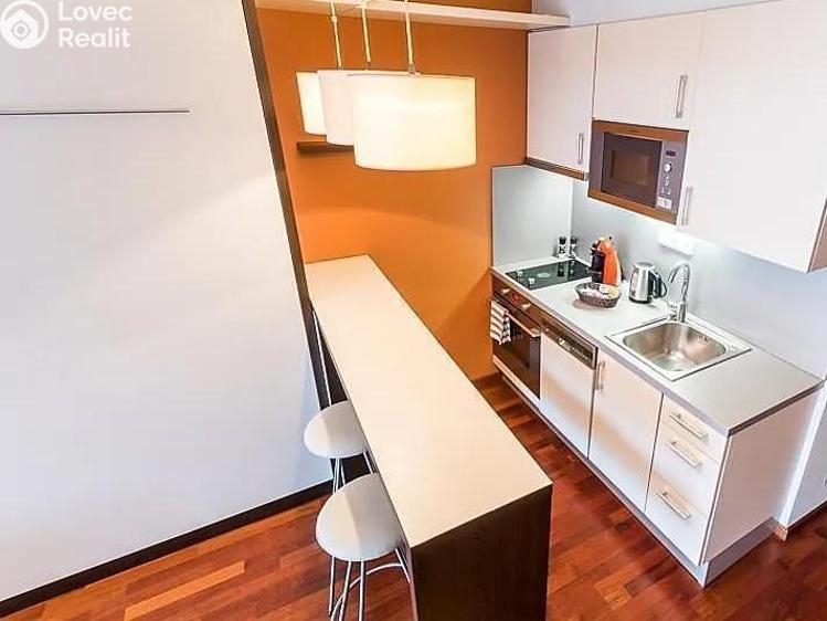 Rent apartment 1+KK Praha, Svatoplukova č. 3