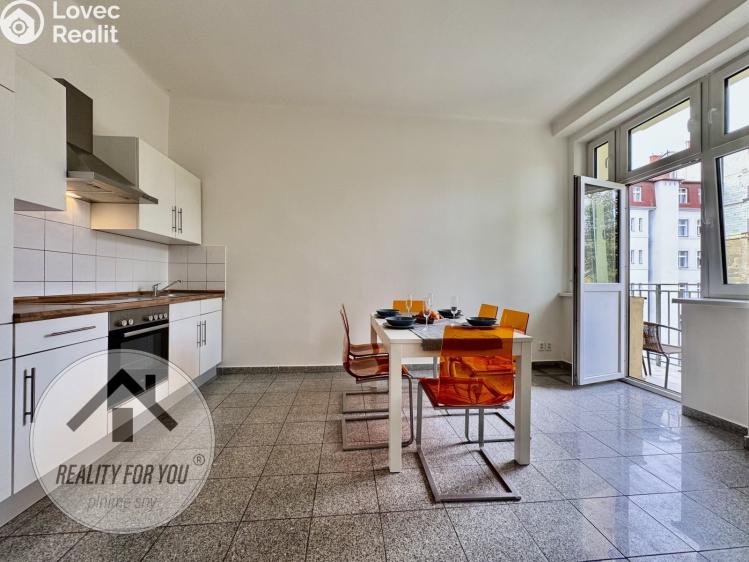 Prodej bytu 3+1 Praha, Drahobejlova 1423/5 č. 1