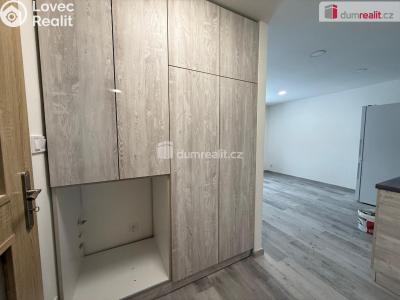 Pronájem bytu 2+KK Neratovice, Školní č. 6