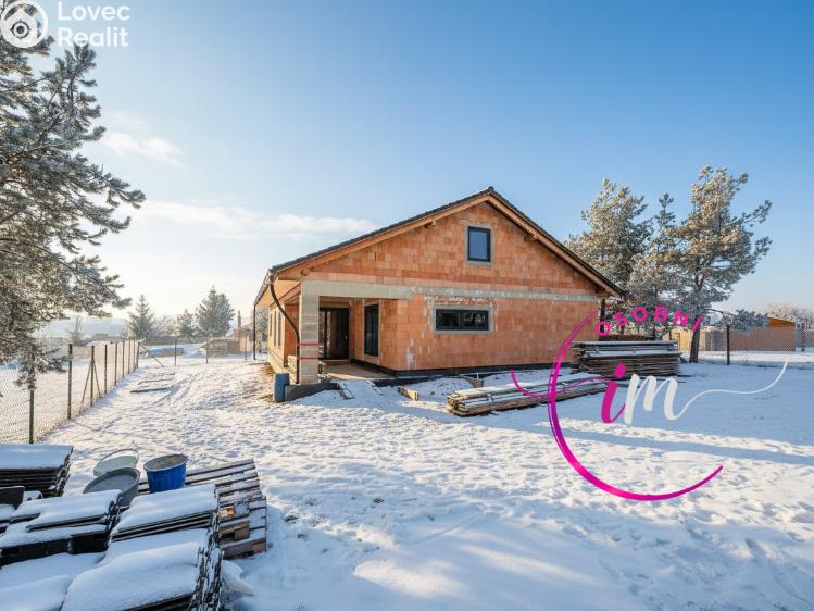 Продажа семейного дома Dalešice č. 2