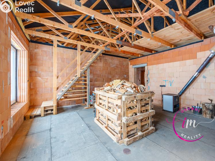 Продажа семейного дома Dalešice č. 10