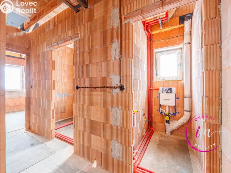 Продажа семейного дома Dalešice č. 13