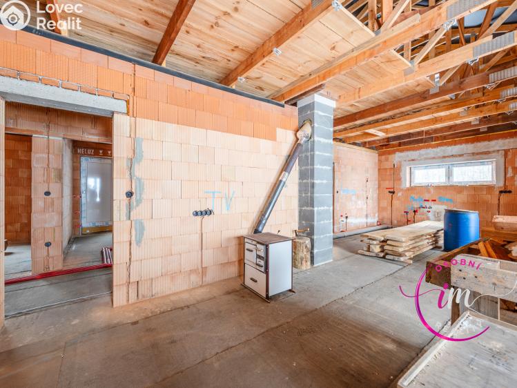 Продажа семейного дома Dalešice č. 25