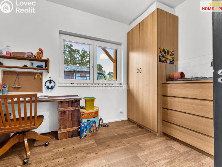 Prodej chaty Káraný, B. Němcové č. 13