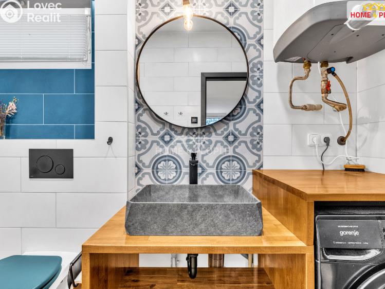 Prodej chaty Káraný, B. Němcové č. 20