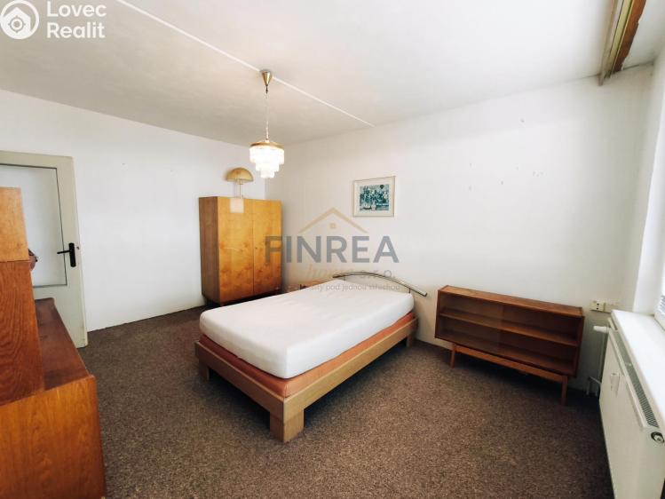 Pronájem bytu 2+1 Chomutov, Pod Břízami č. 3
