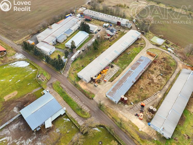 Prodej zemědělského objektu Lány, Zámecká 427 č. 14