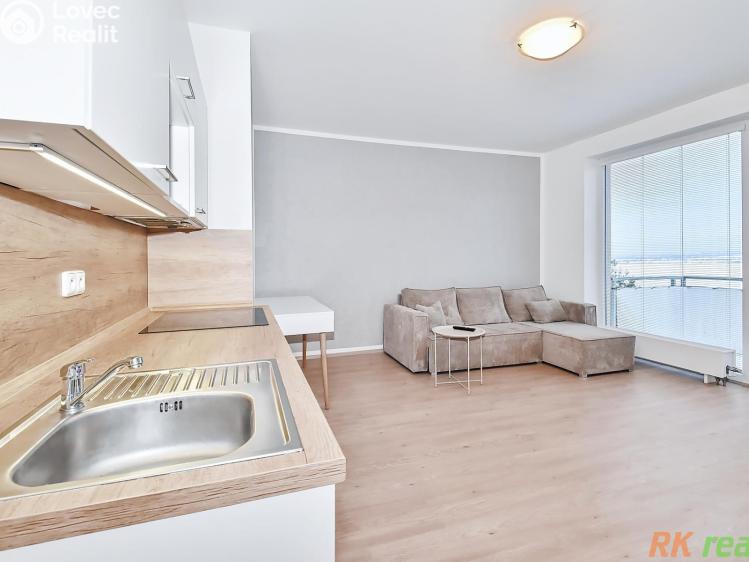 Pronájem bytu 1+KK Hostivice, Ječná č. 10