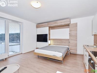 Pronájem bytu 1+KK Hostivice, Ječná č. 3