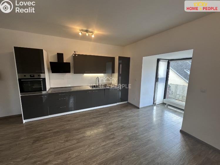 Pronájem bytu 2+KK Škvorec, Tyršova č. 1