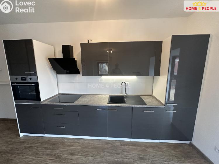 Pronájem bytu 2+KK Škvorec, Tyršova č. 4