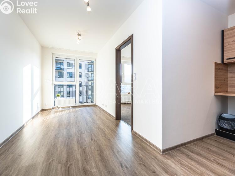 Rent apartment 2+KK Kralupy nad Vltavou, Nádražní 55 č. 12