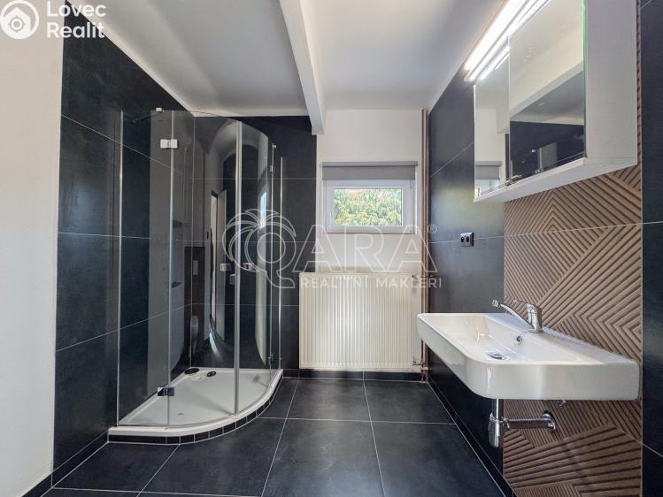 Pronájem rodinného domu Větřní, Okružní 27 č. 14