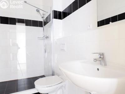 Pronájem bytu 1+KK Praha, Křížová č. 3