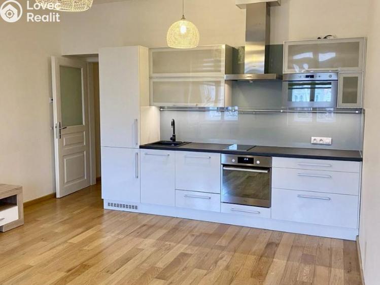 Аренда квартиры 2+KK Praha, Elišky Peškové č. 1