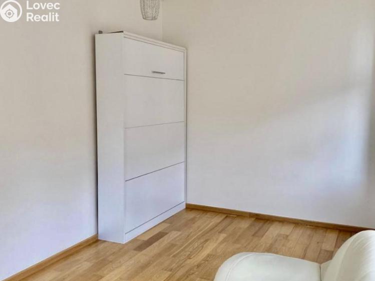 Аренда квартиры 2+KK Praha, Elišky Peškové č. 6