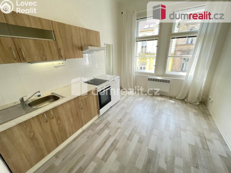Pronájem bytu 1+KK Praha 5, Kmochova č. 1