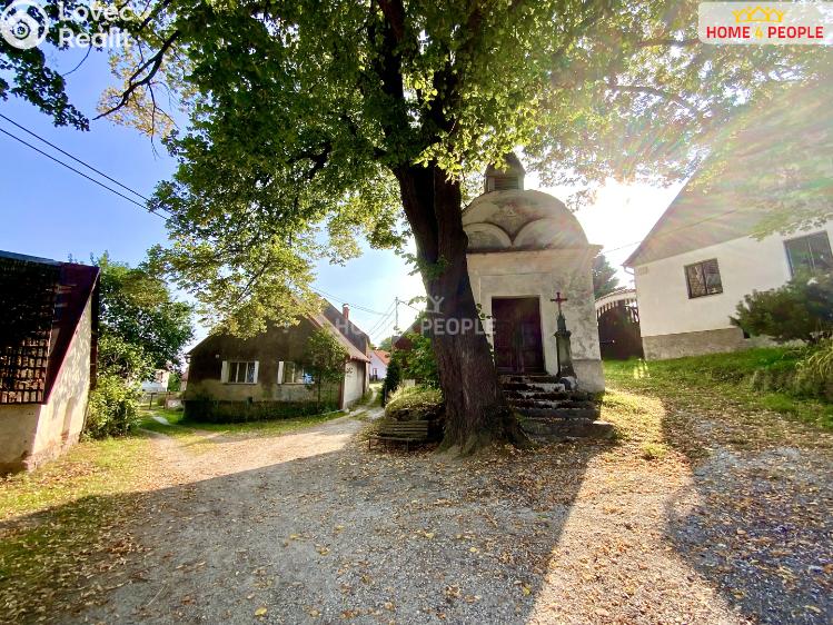 Продаж сімейного будинку Strašín č. 1