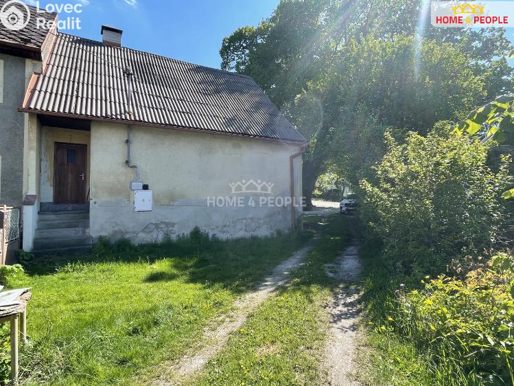 Продаж сімейного будинку Strašín č. 4