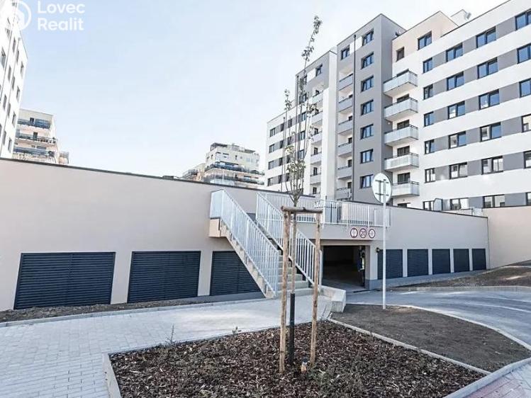 Аренда квартиры 2+KK Praha 5, Hlubočepy, Fabiánové 1308/2 č. 6