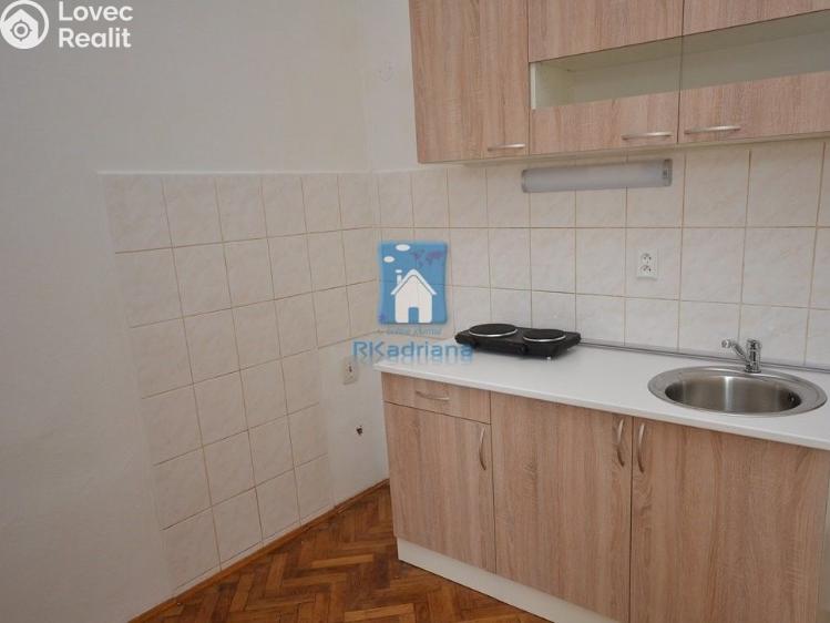 Pronájem bytu 1+KK Plzeň, Zámečnická č. 1