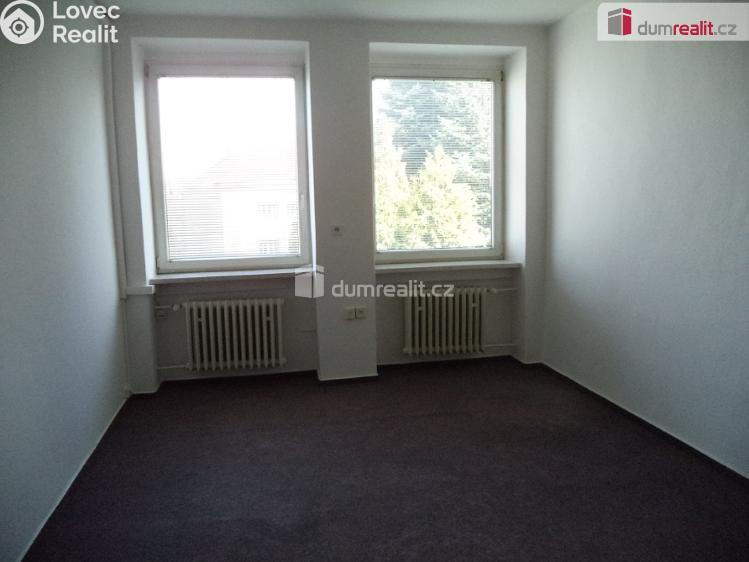 Pronájem kanceláře Vratimov, Adámkova č. 4